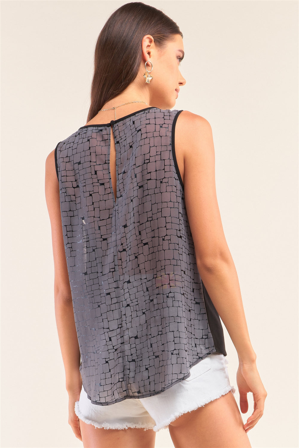 Grey And Black Sleeveless Relaxed Fit Brick Pattern Print Mesh Round Neck Top - A&A Haute Spot